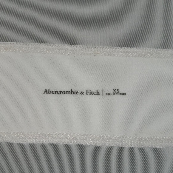 Abercrombie and Fitch crew neck pullover - Picture 4 of 5